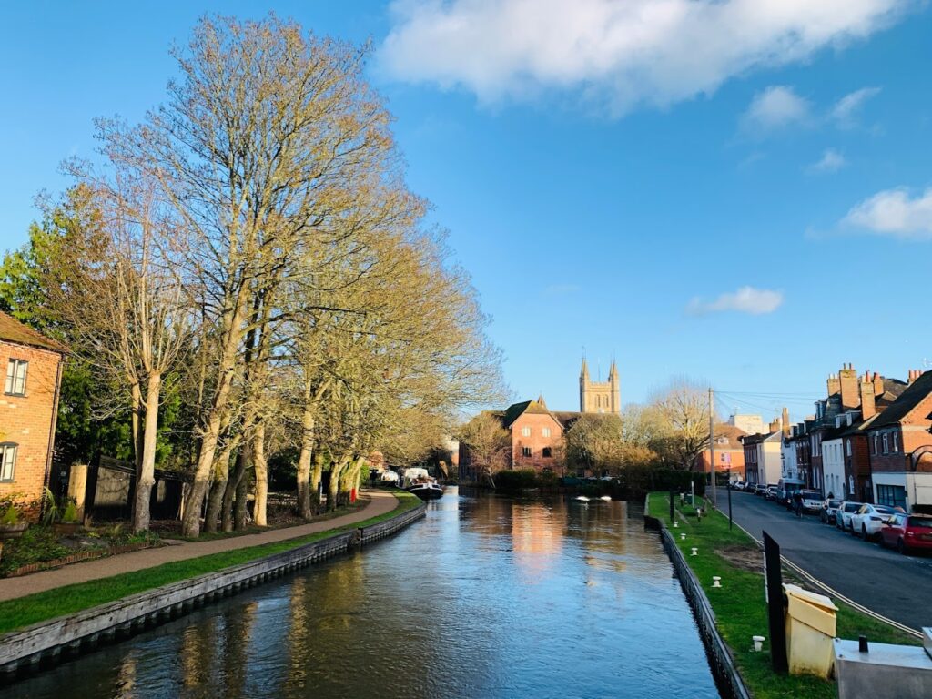 Kennet River in New Bury